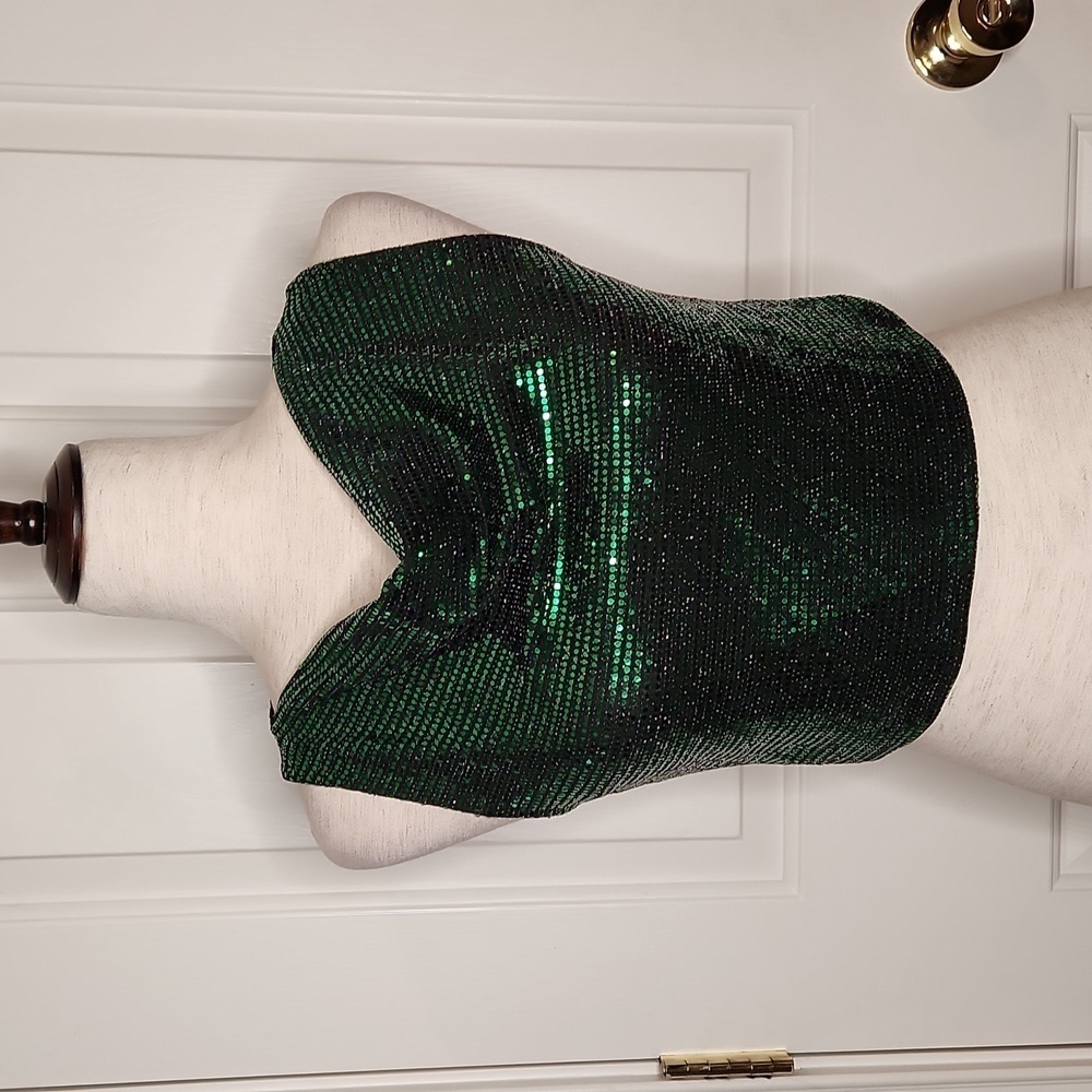 Sincerely Jules Sequin Green Crop Top Size S NWT - Picture 1 of 12